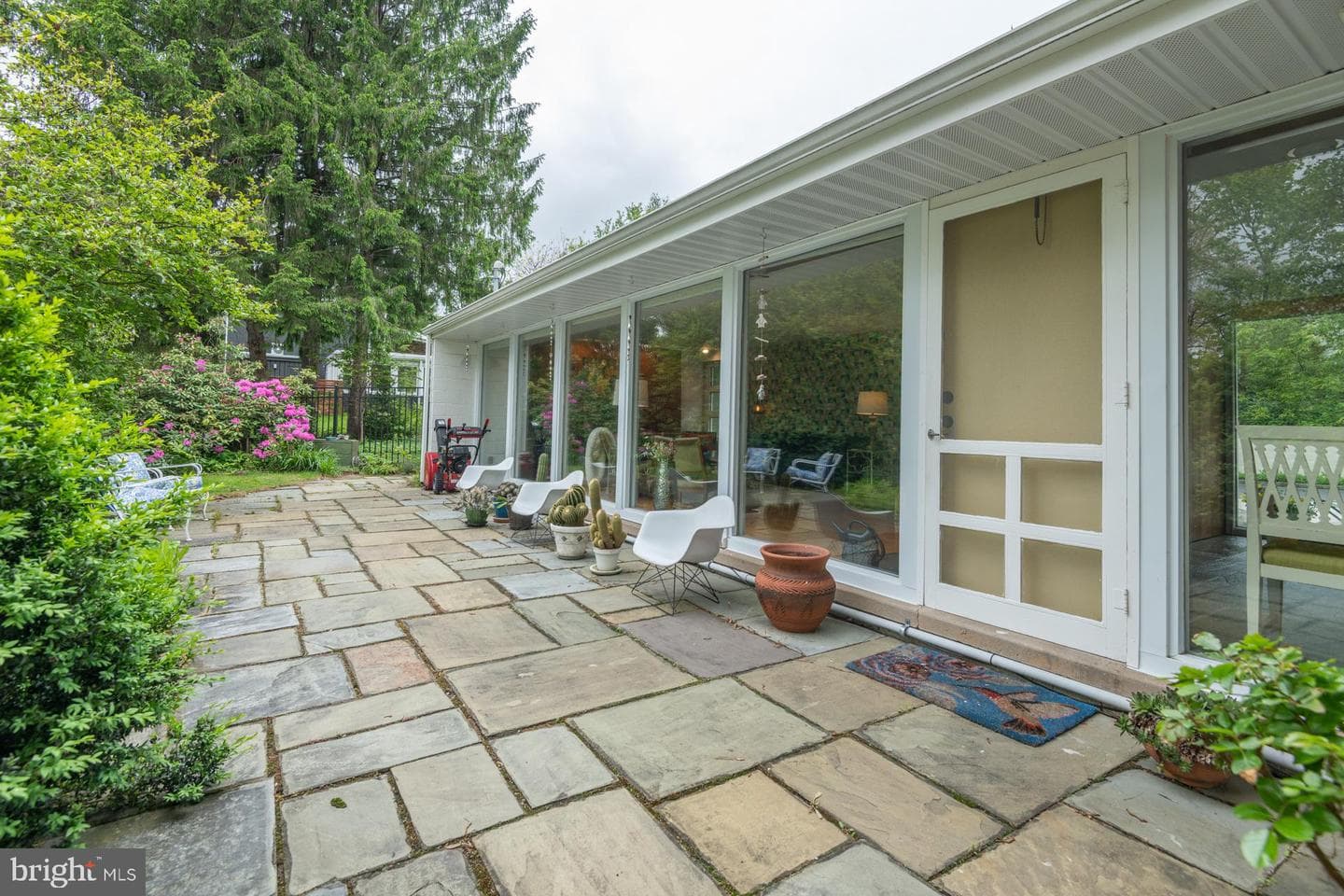 942 Robin Road photo 20