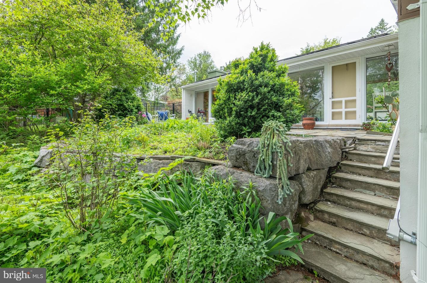 942 Robin Road photo 21