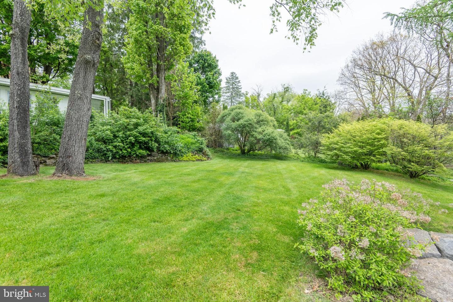 942 Robin Road photo 24