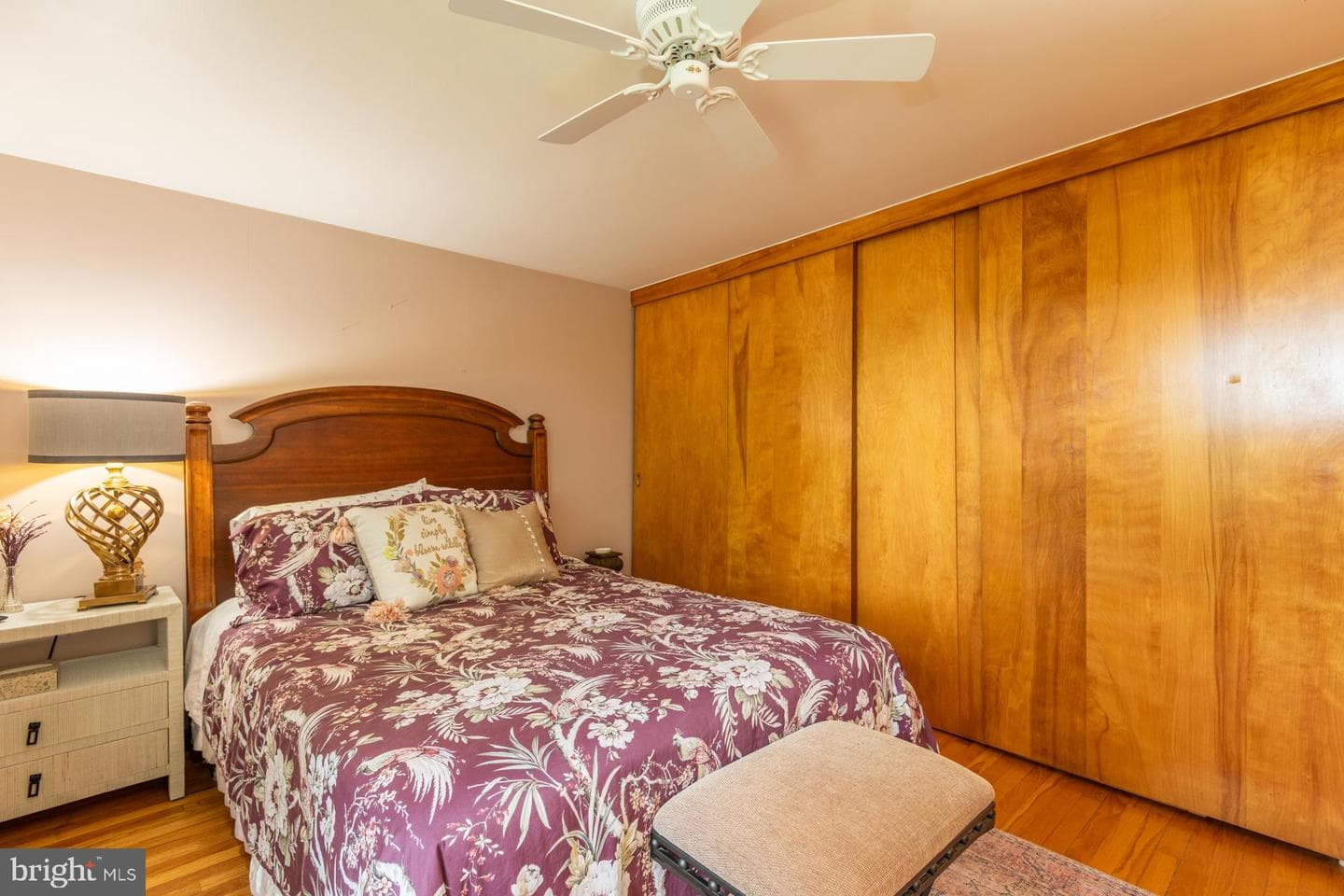 942 Robin Road photo 64