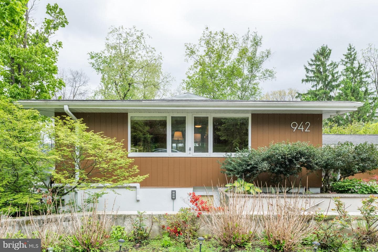 942 Robin Road photo 7