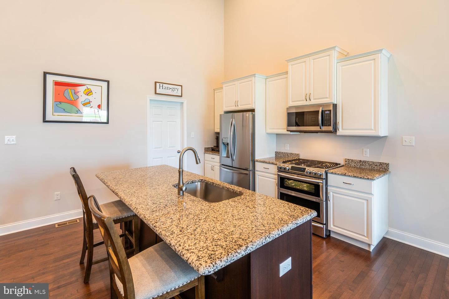 127 Aeropointe Lane photo 35