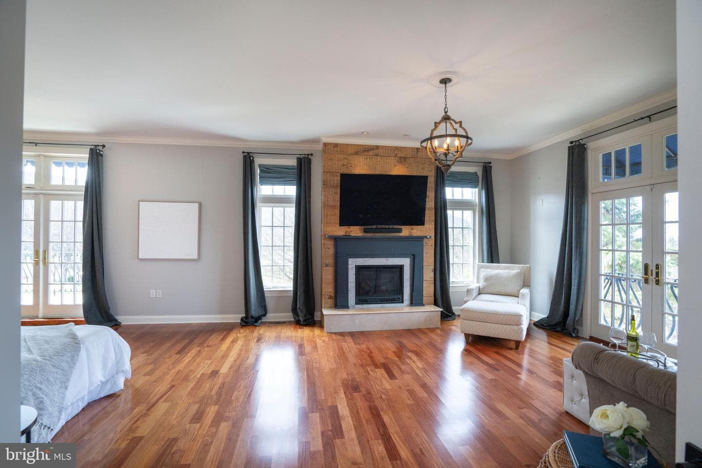 220 Mt Pleasant Drive photo 35