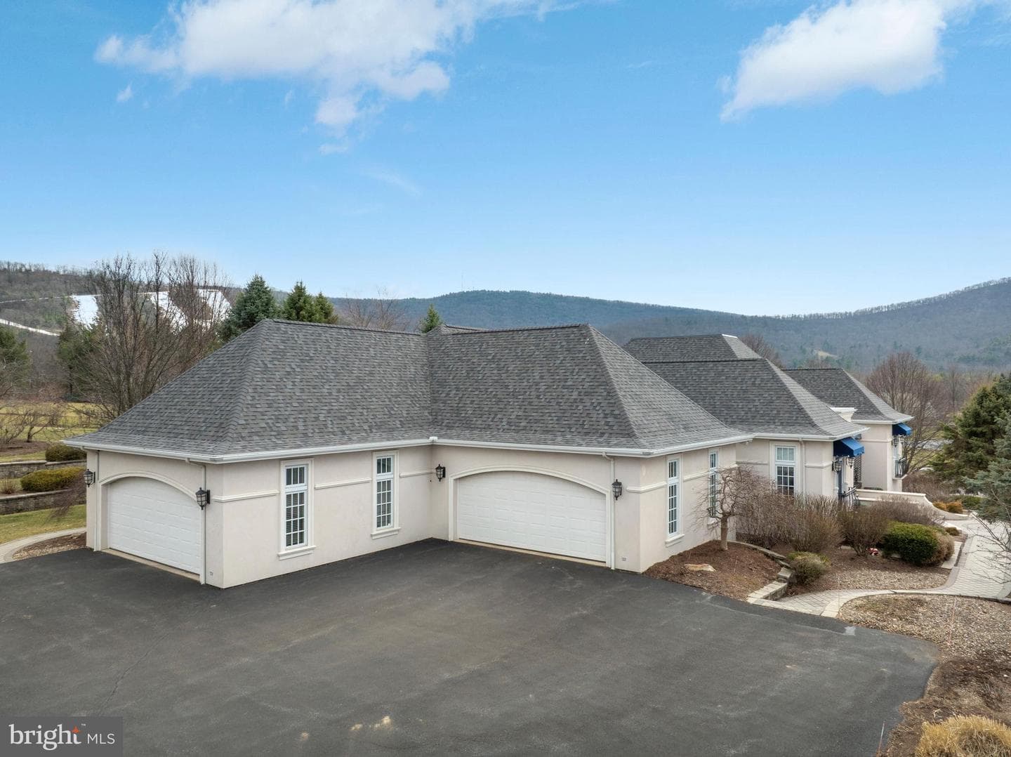 220 Mt Pleasant Drive photo 82