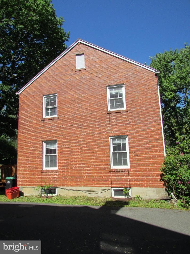 1152 S Atherton Street photo 35