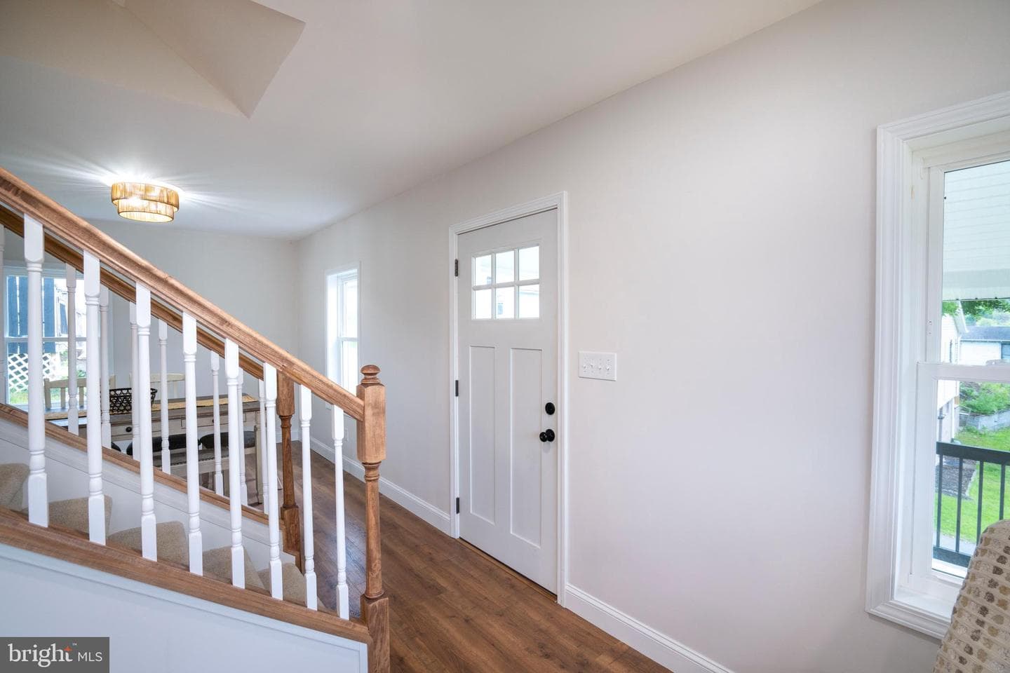 631 Fairview Street photo 10