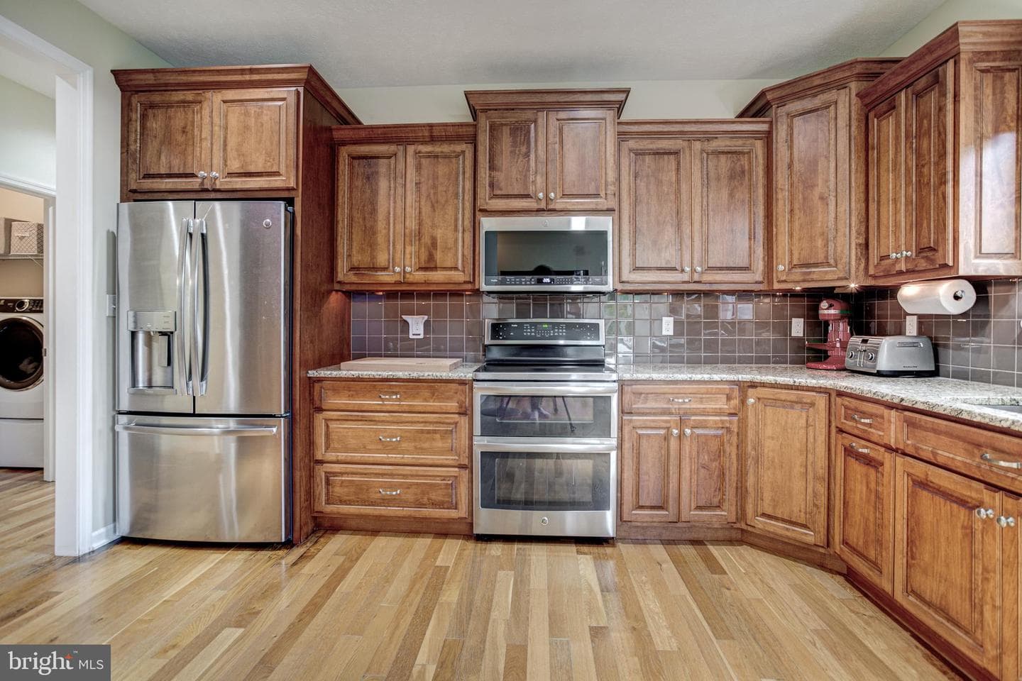152 Aster Avenue photo 12