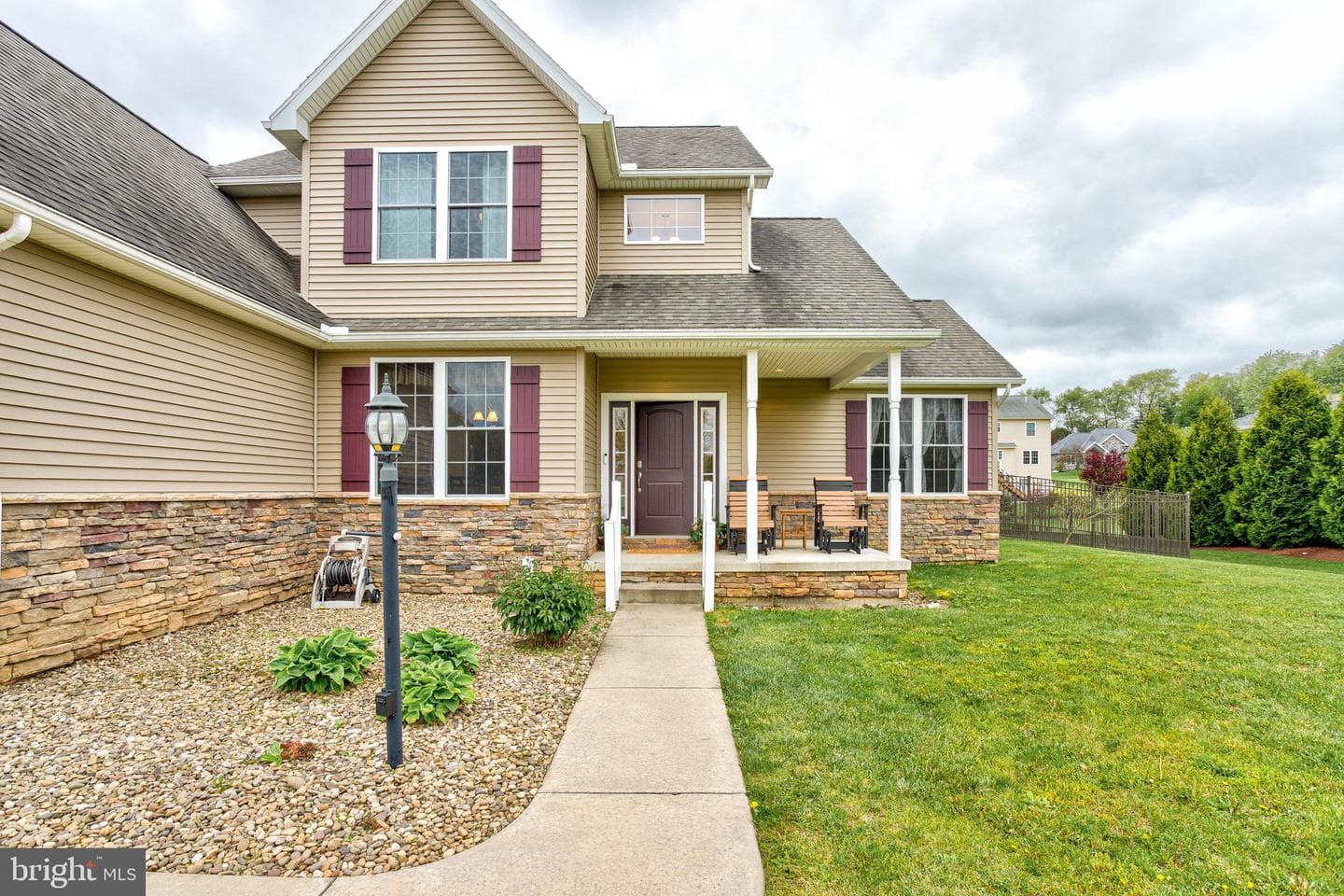 152 Aster Avenue photo 3