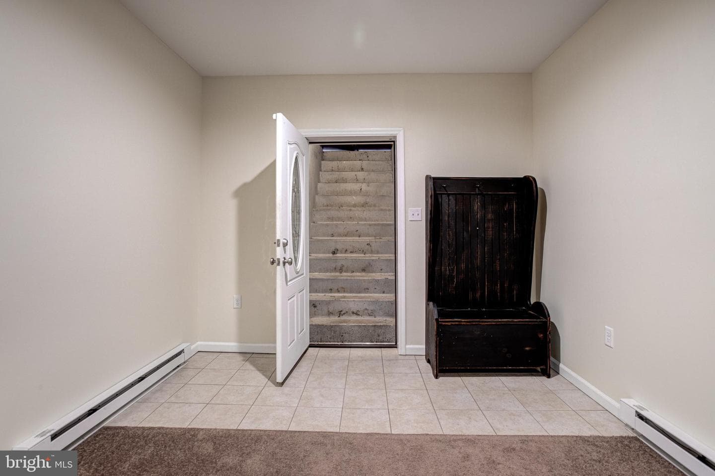152 Aster Avenue photo 32