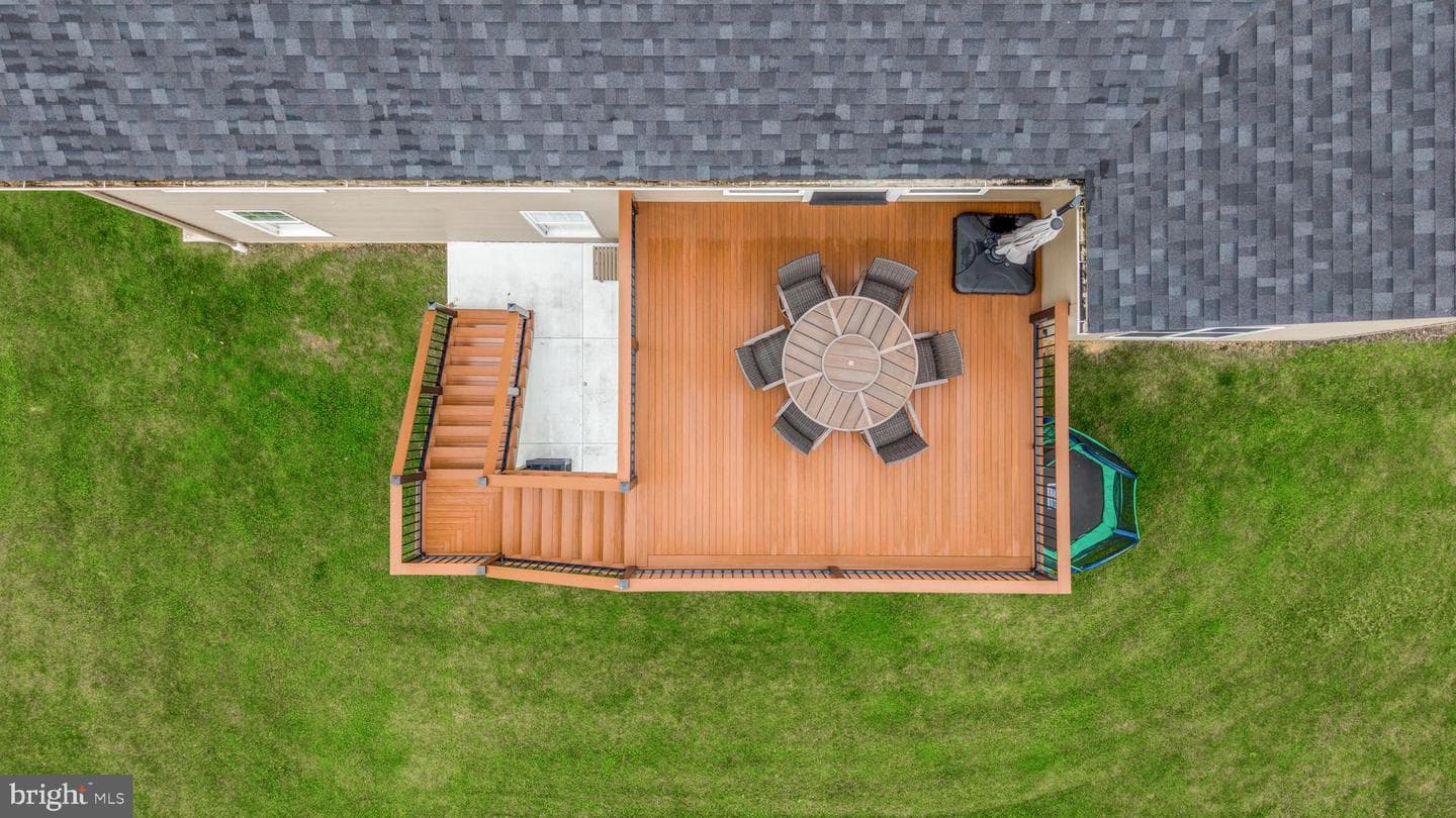 158 Jay Lane photo 62
