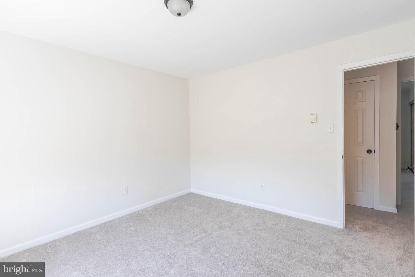 2092 Mary Ellen Lane photo 19