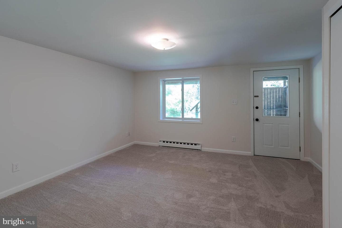 2092 Mary Ellen Lane photo 27