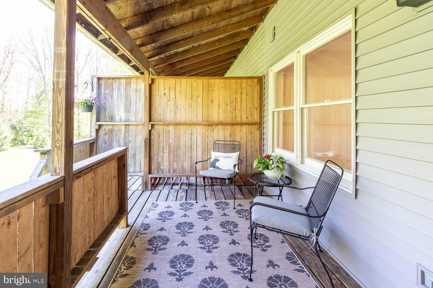 2092 Mary Ellen Lane photo 4