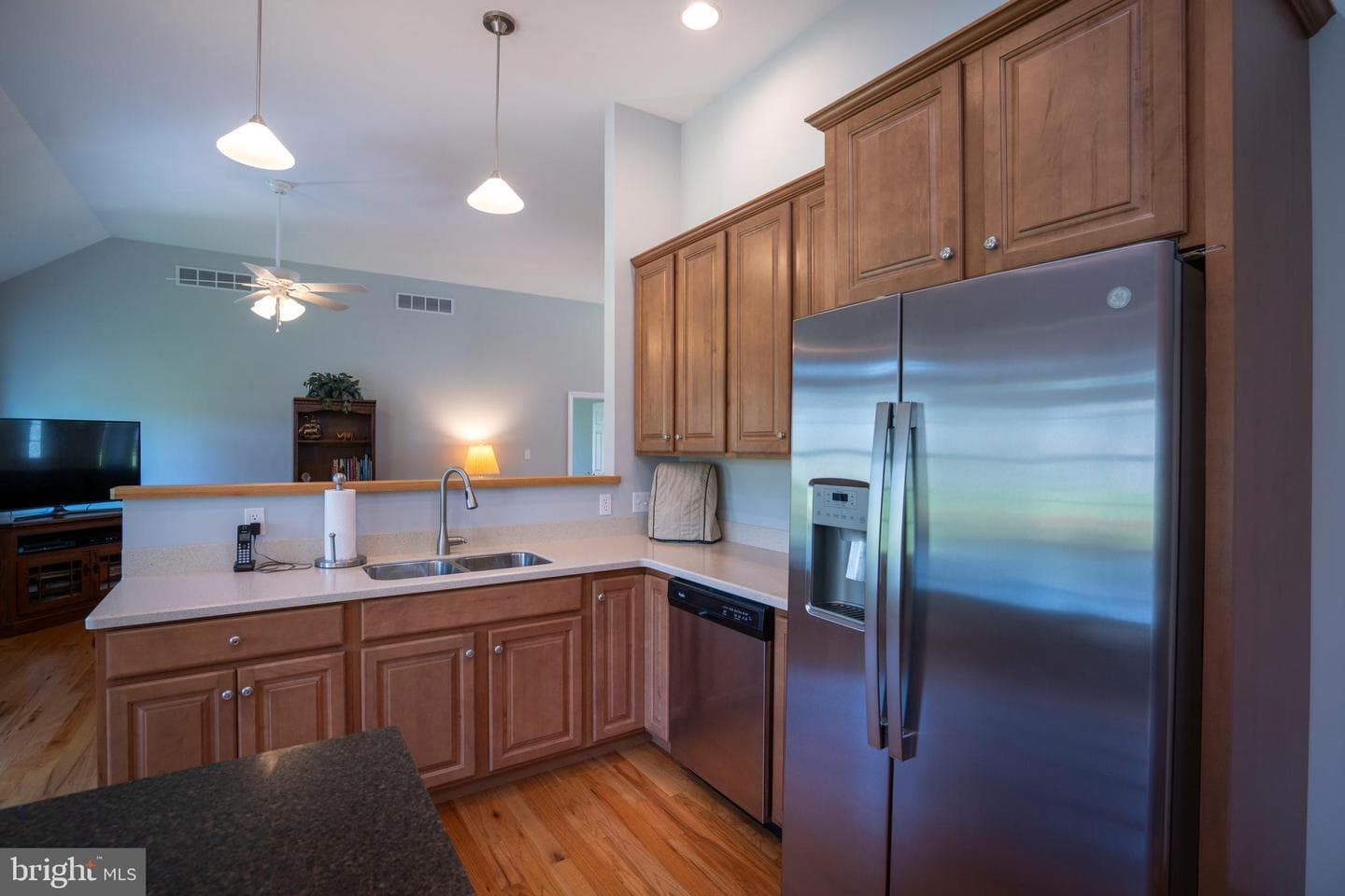 160 Aster Avenue photo 20