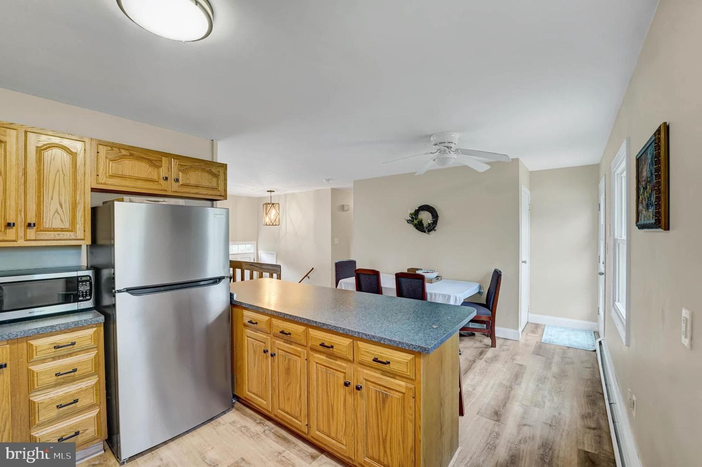2107 N Oak Lane photo 9