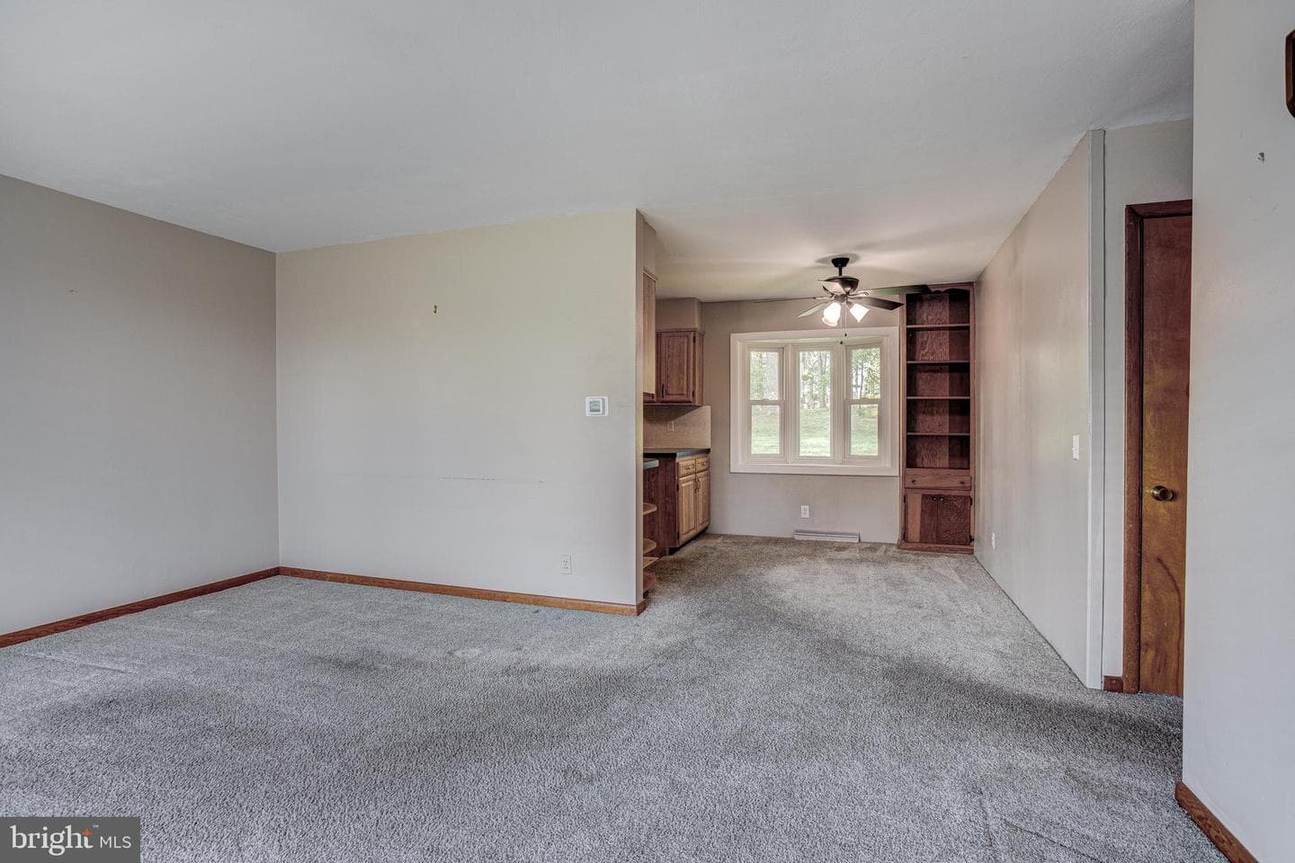 153 W Clearview Avenue photo 6