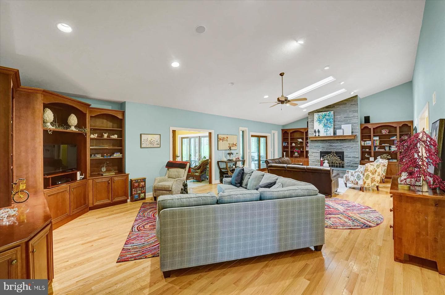 251 Montauk Circle photo 20