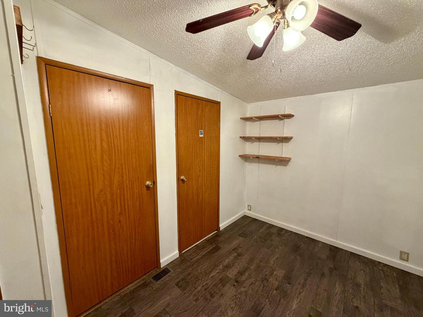 123 Knowles Drive photo 10