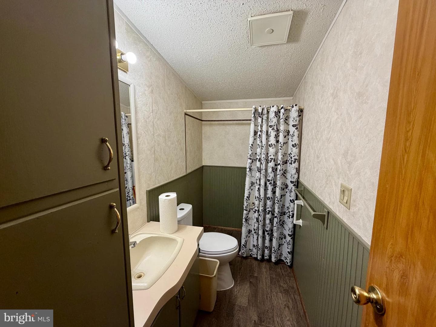 123 Knowles Drive photo 14