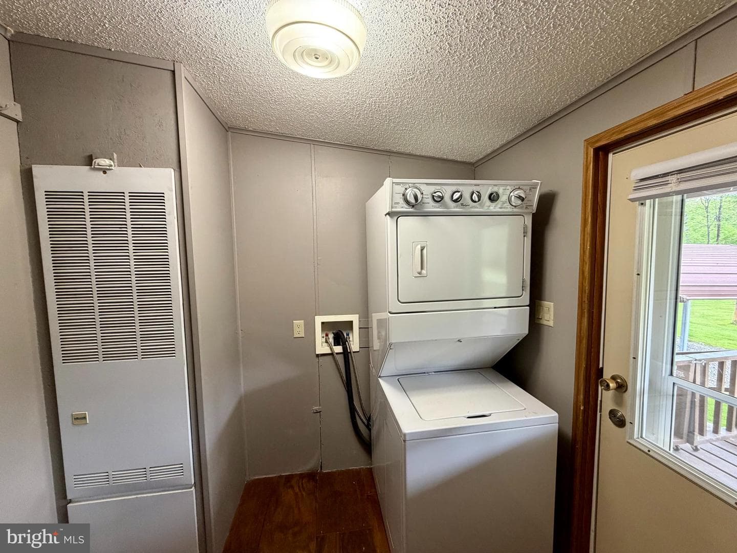 123 Knowles Drive photo 15