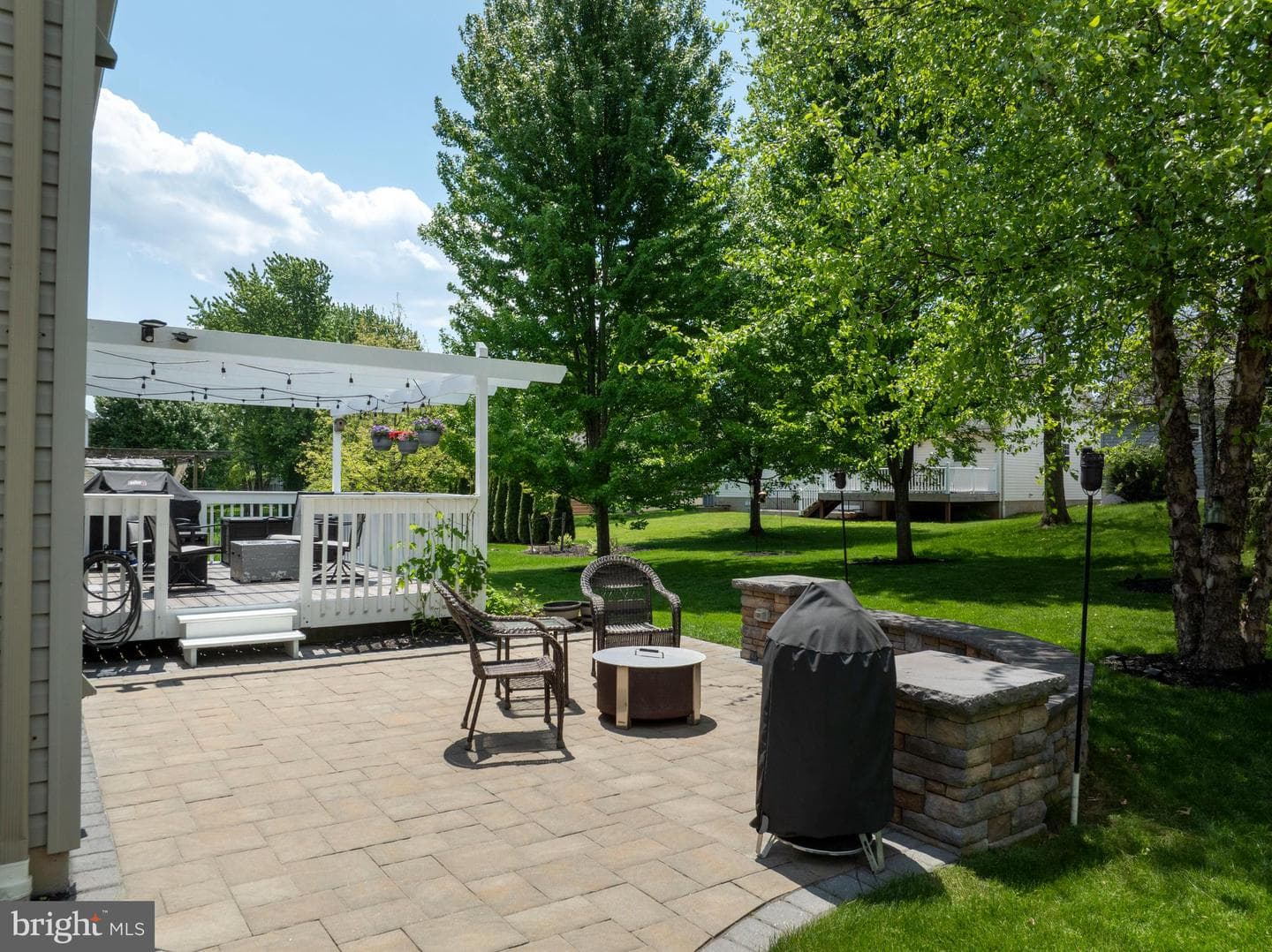 2309 Falconpointe Drive photo 4