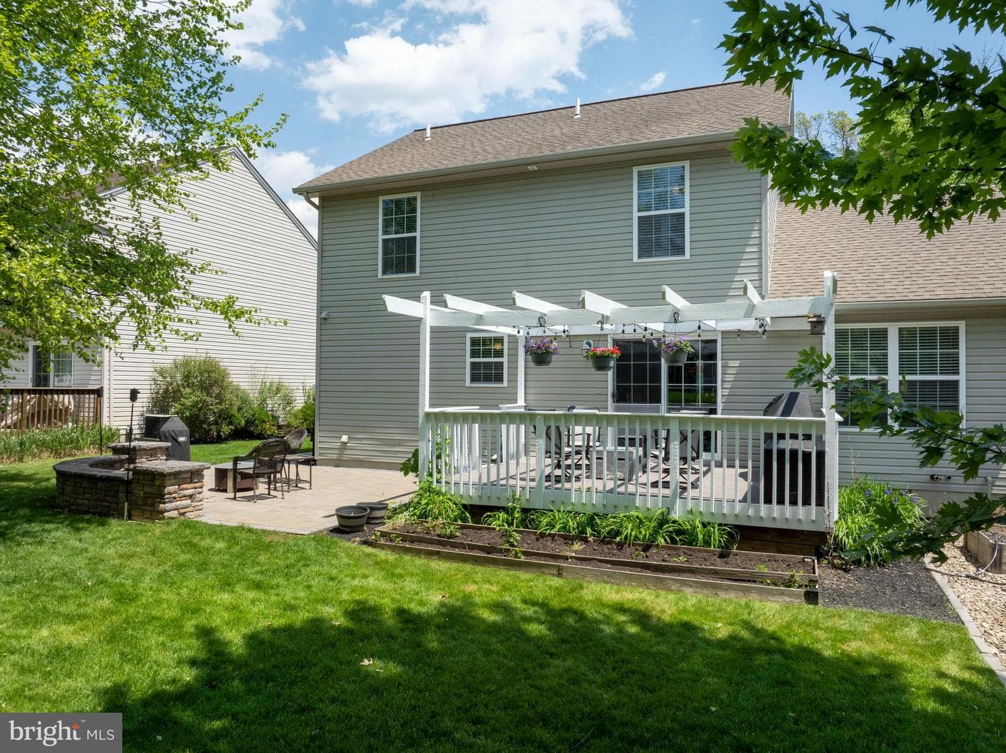 2309 Falconpointe Drive photo 9
