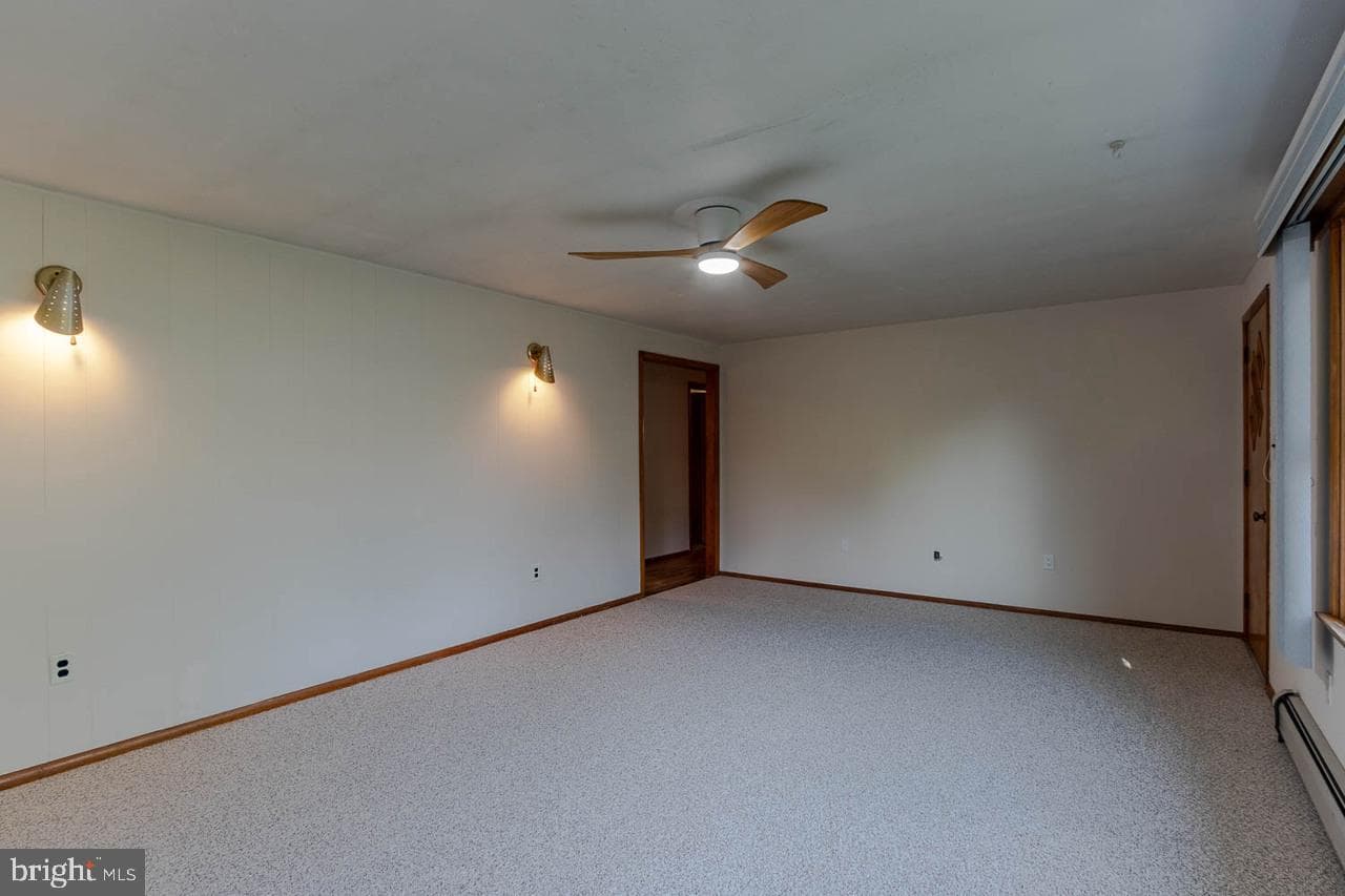 219 Lee Avenue photo 14