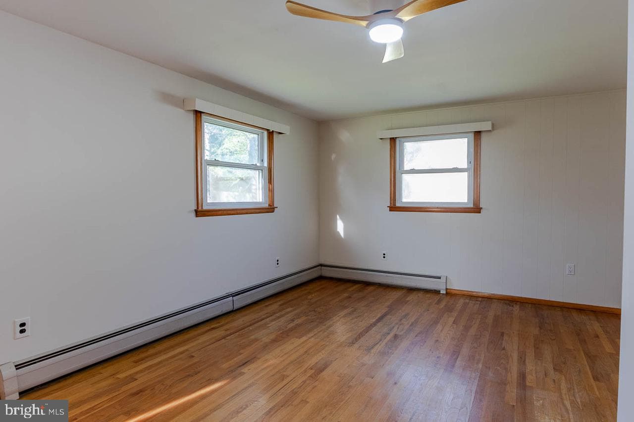 219 Lee Avenue photo 23