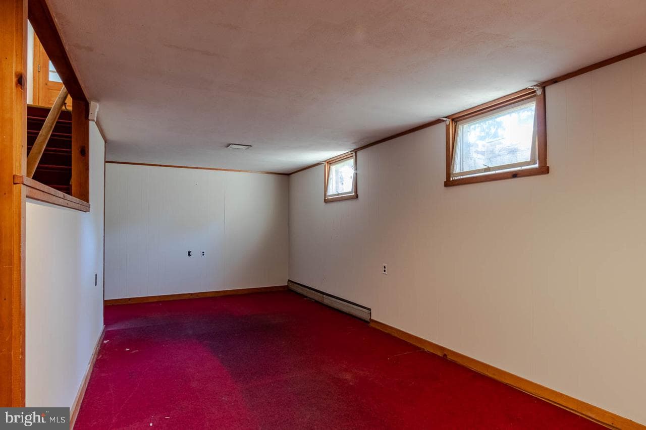 219 Lee Avenue photo 30