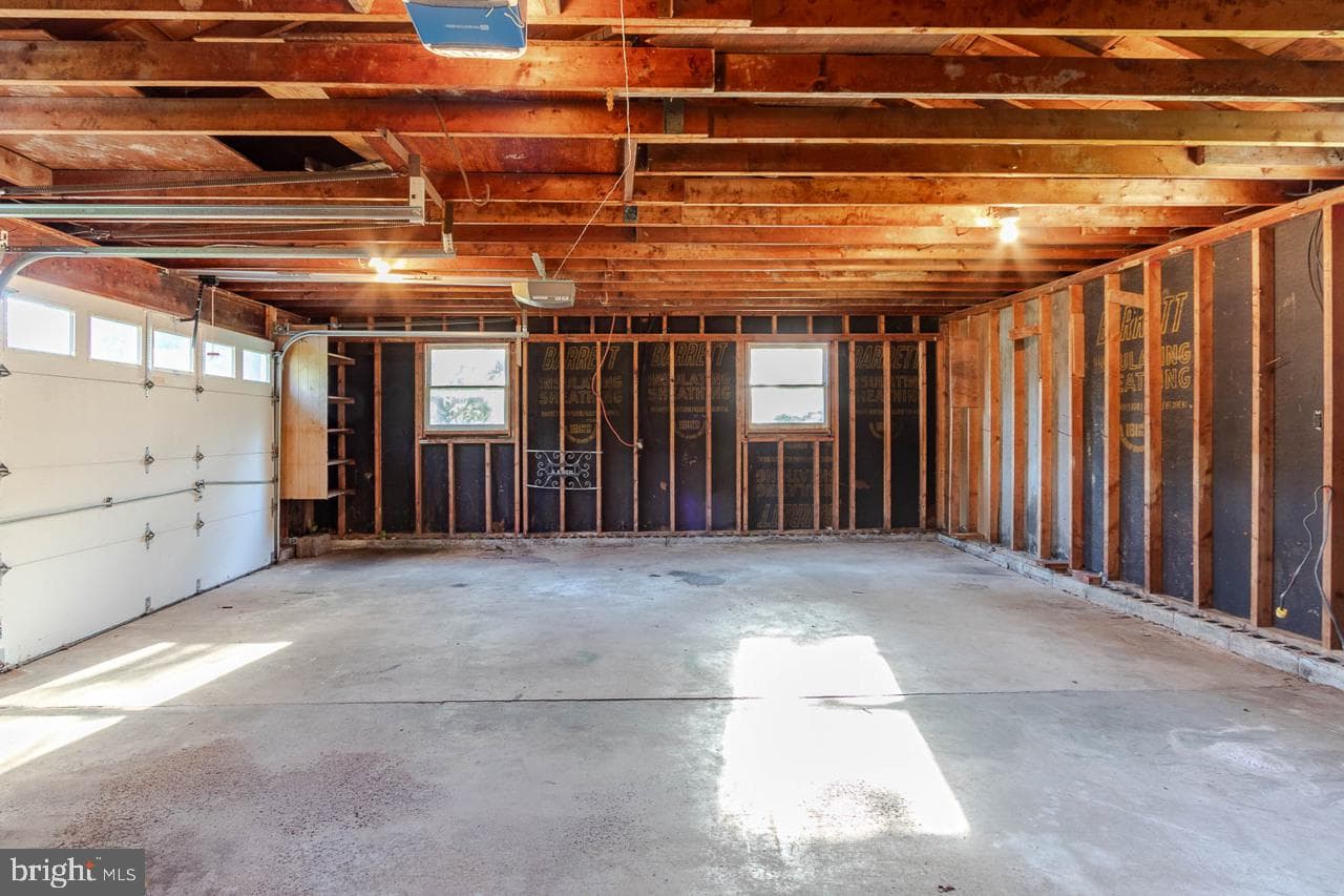 219 Lee Avenue photo 39