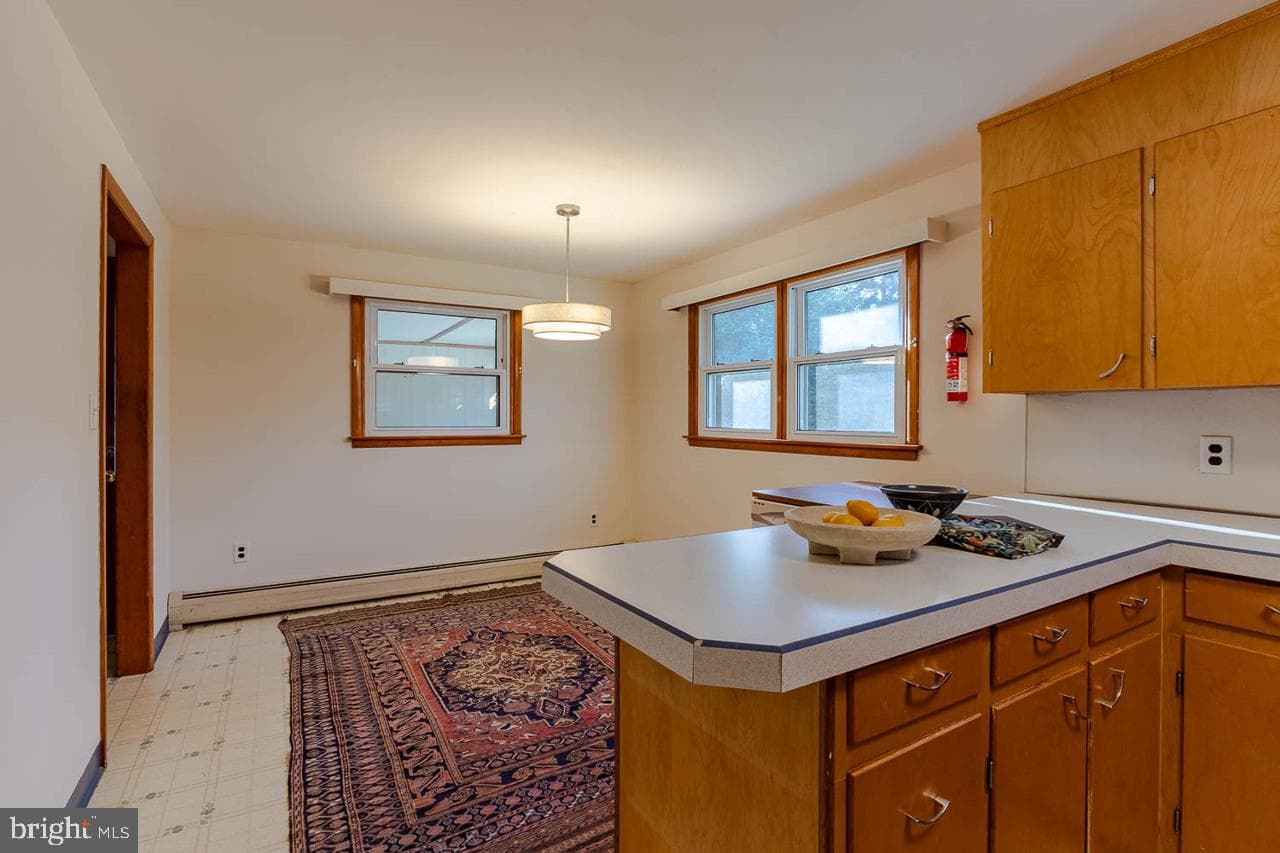 219 Lee Avenue photo 8