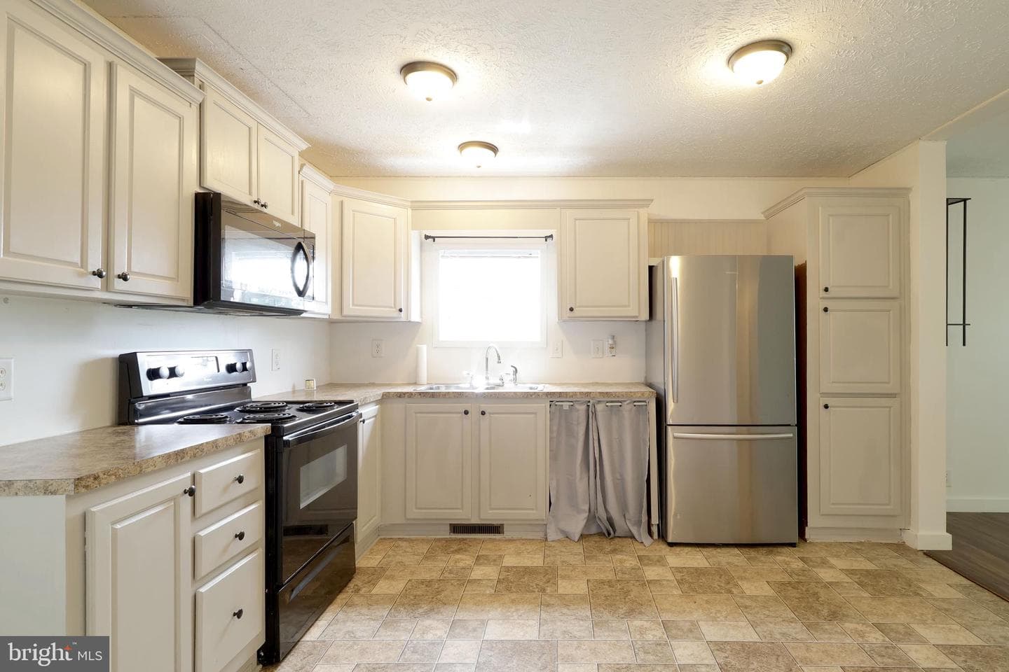 128 Greens Valley Road photo 4