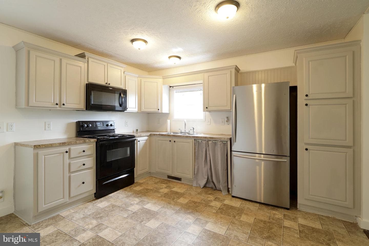 128 Greens Valley Road photo 5