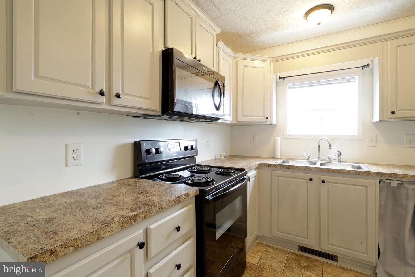 128 Greens Valley Road photo 6