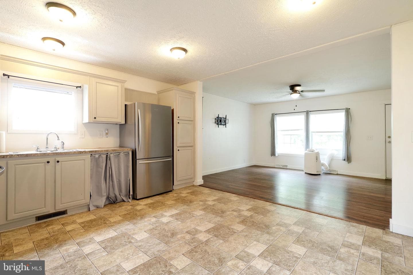 128 Greens Valley Road photo 9