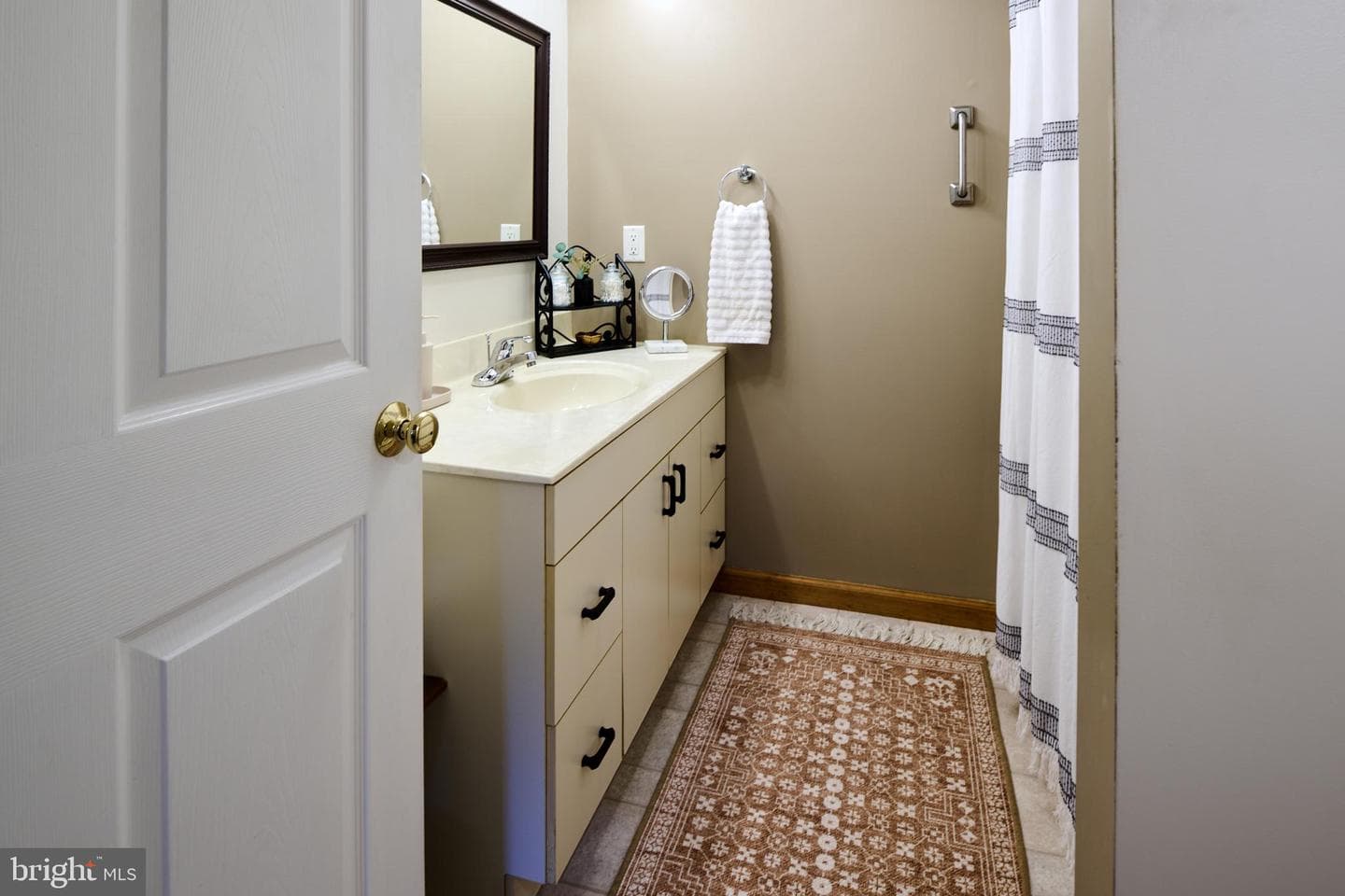 90 Darrich Court photo 39