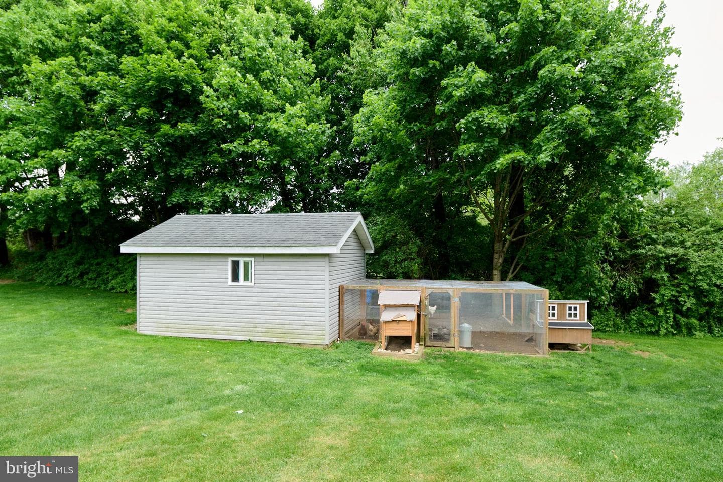 90 Darrich Court photo 44