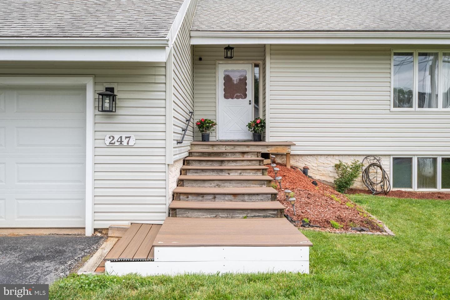 247 Mcbath Street photo 21