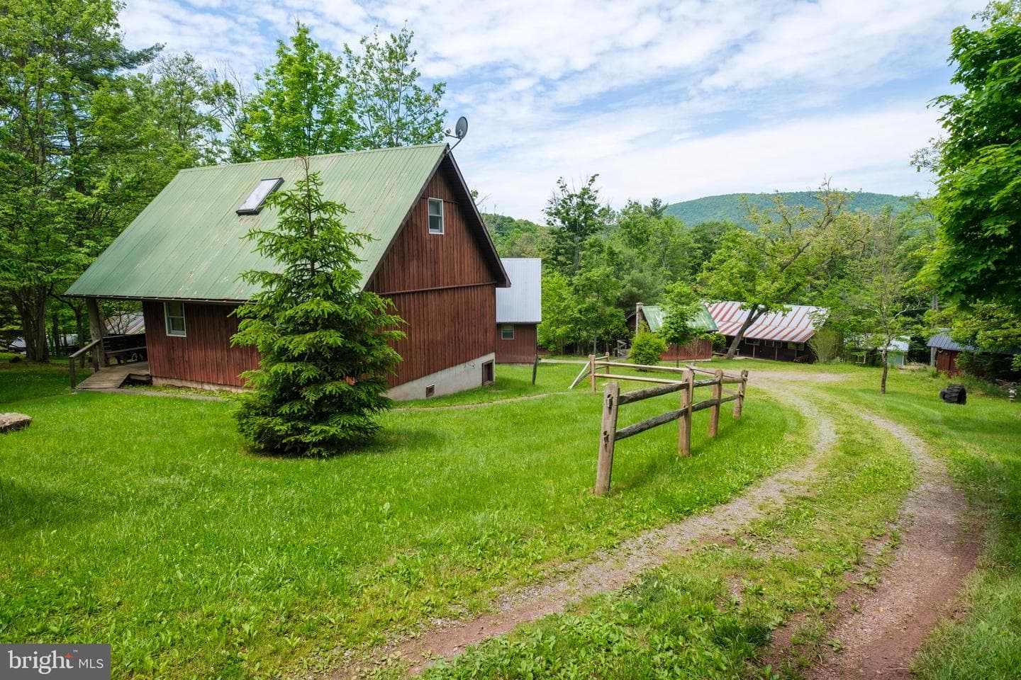 853 Fairview Road, Howard