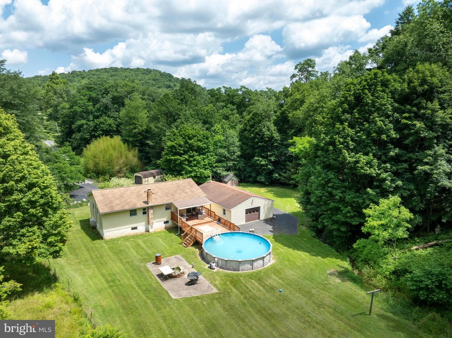 1425 Steele Hollow Road photo 56