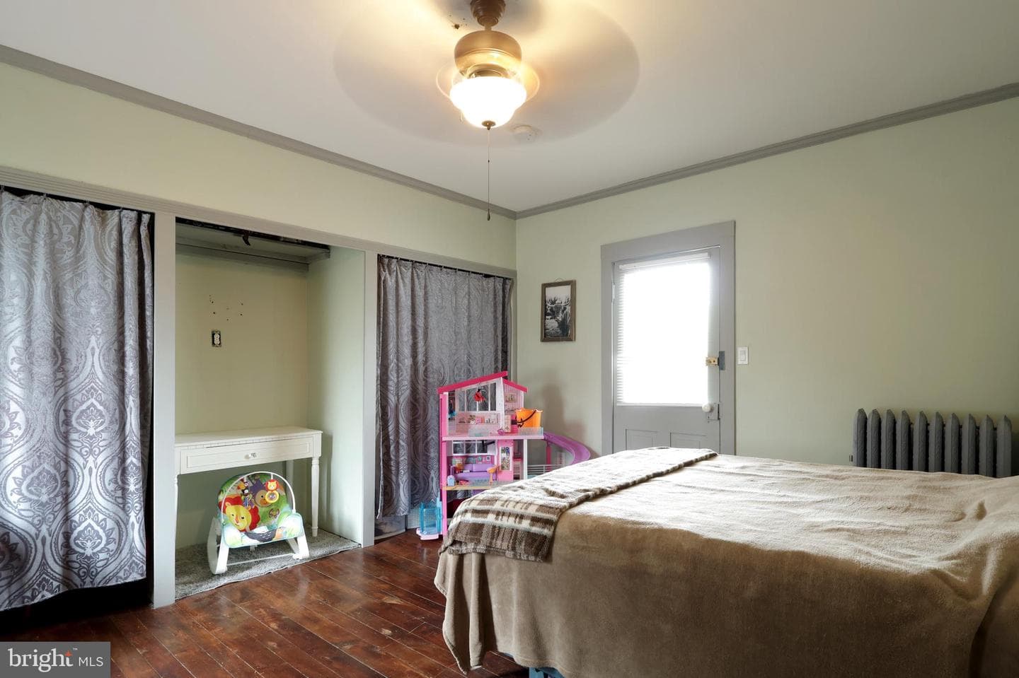 509 Willowbank Street photo 30