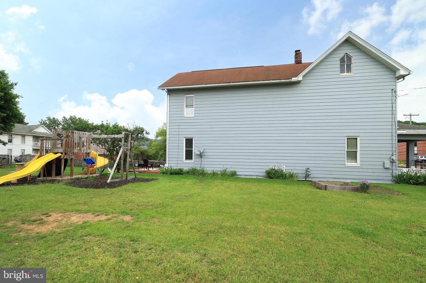 509 Willowbank Street photo 37