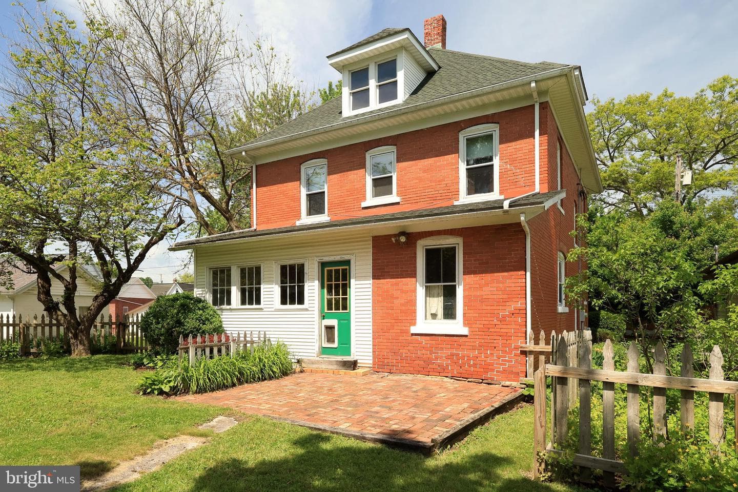 252 School Street photo 51