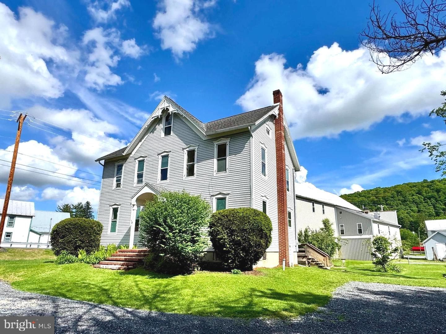 120 School Street, Spring Mills