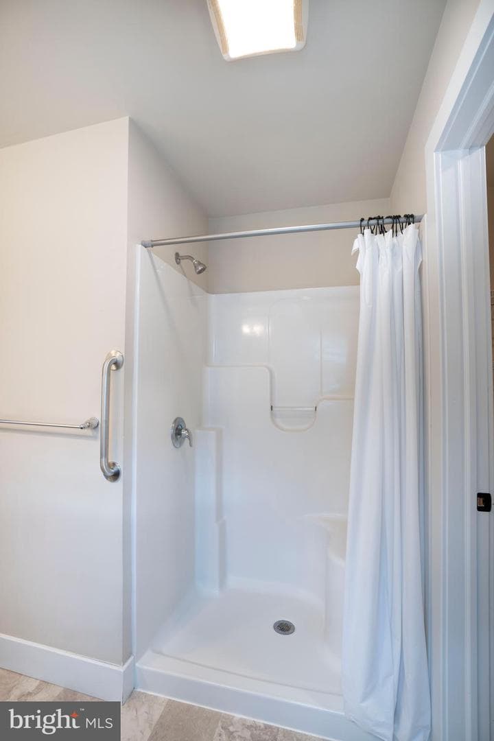 264 Amberleigh Lane photo 22