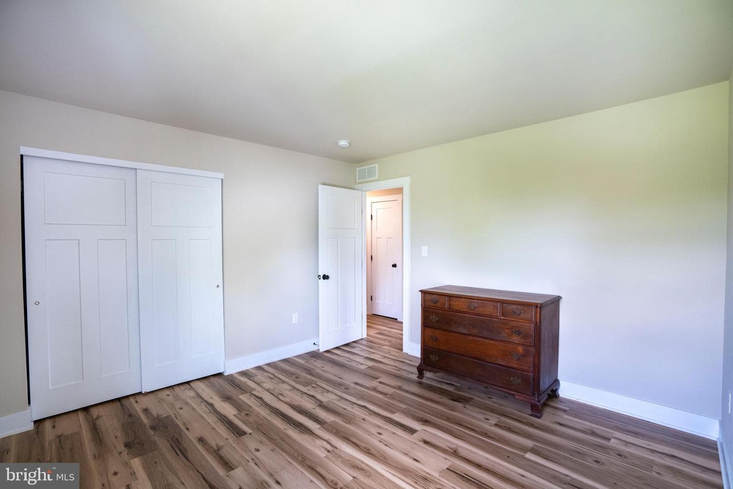 264 Amberleigh Lane photo 32