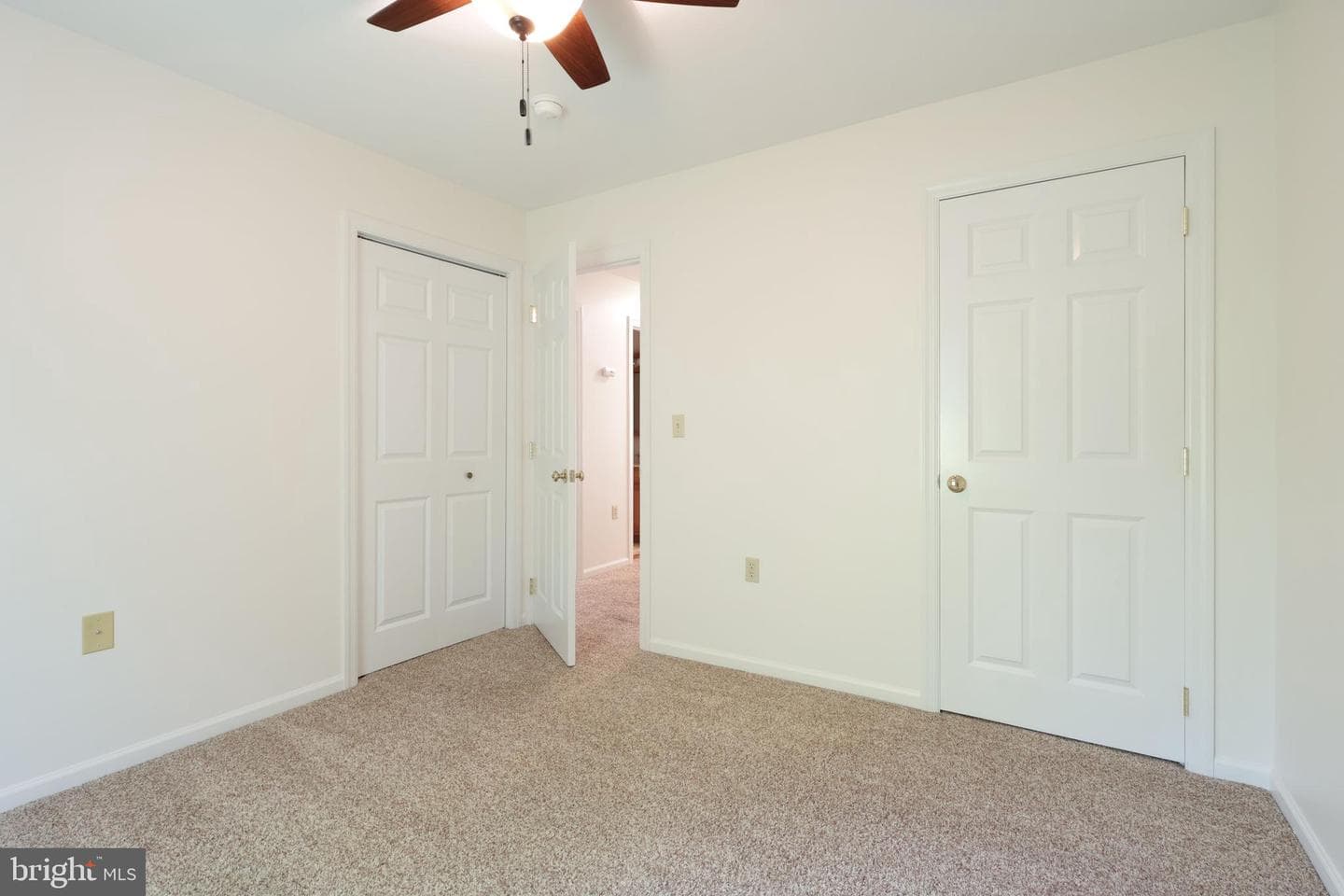 136 Kenley Court photo 36