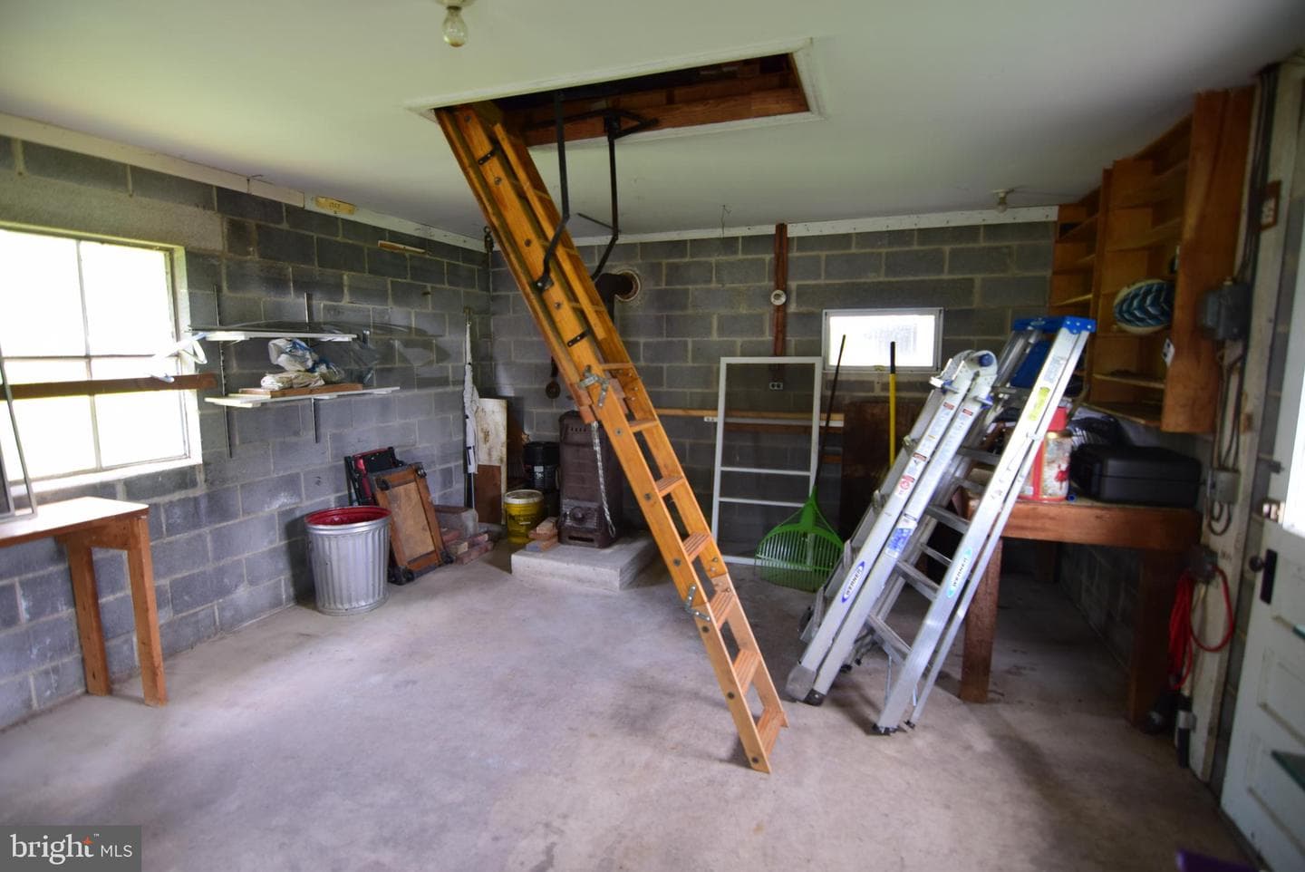 930 Runville Road photo 40
