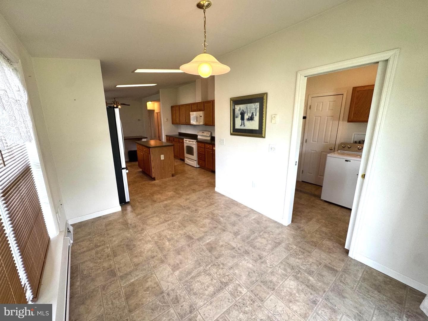328 Hickory Street photo 20