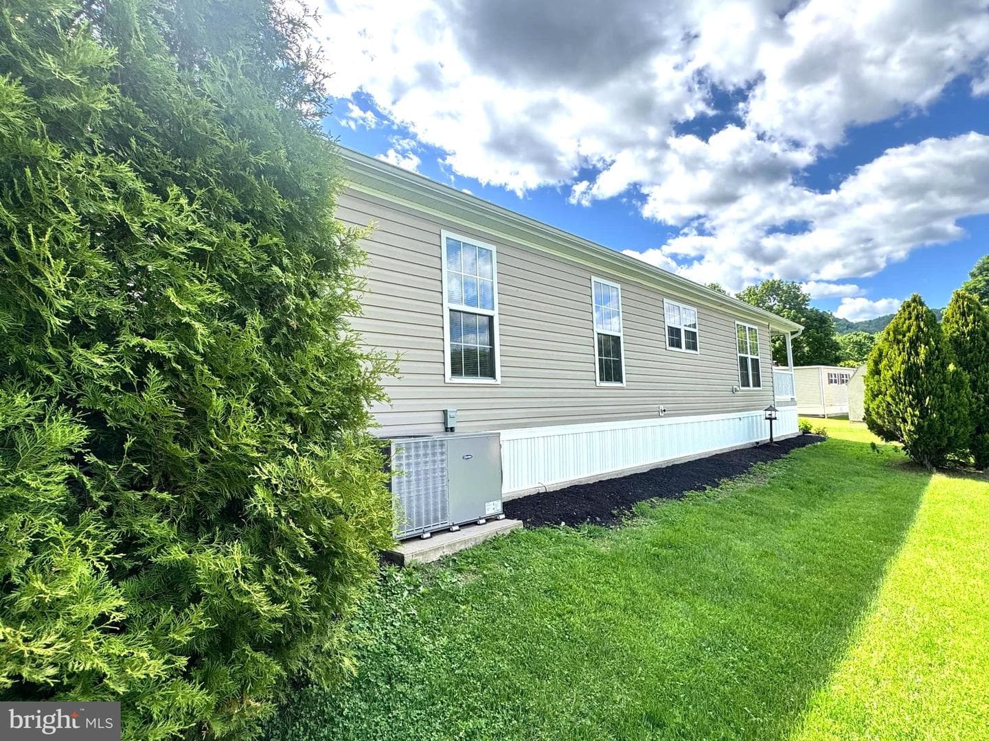 328 Hickory Street photo 53